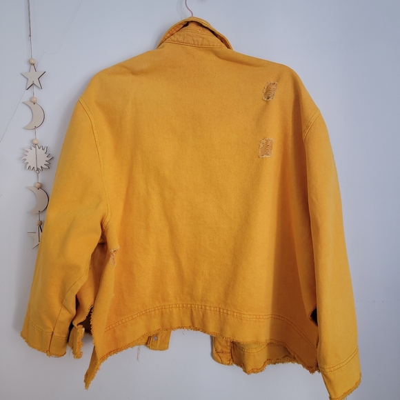 Bershka Oversized Yellow Denim Jacket - Picture 4 of 6